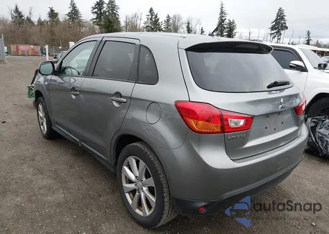 2014 Mitsubishi Outlander Sport Es z USA, uszkodzony, nr VIN 4A4AP3AU1EE029903